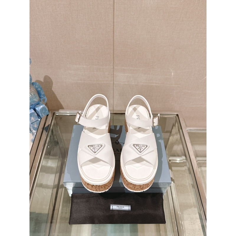 Pra*a sandals
